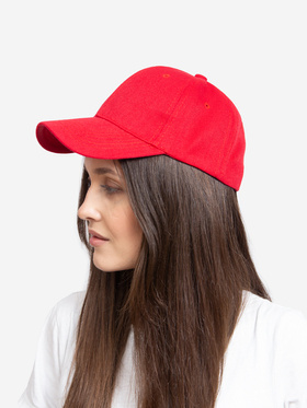 Klasyczna damska czapka z daszkiem czerwona